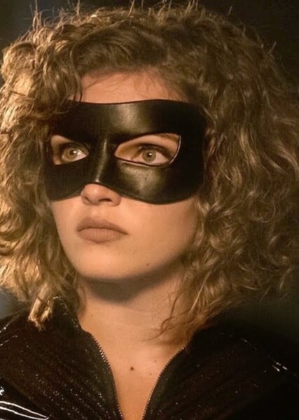 Camren Bicondova photo