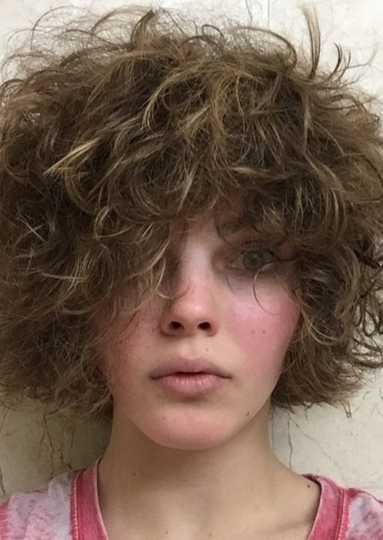 Camren Bicondova photo