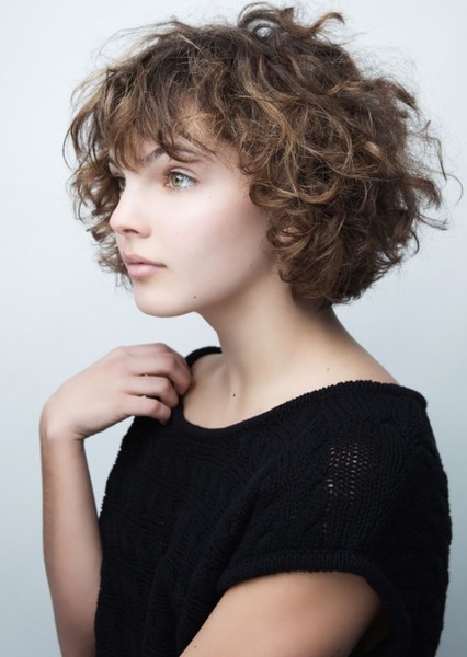 Camren Bicondova photo