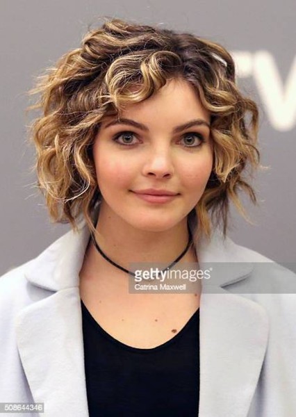 Camren Bicondova