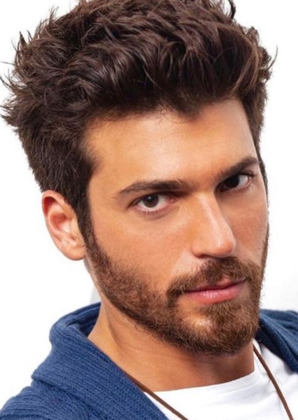Can Yaman photo