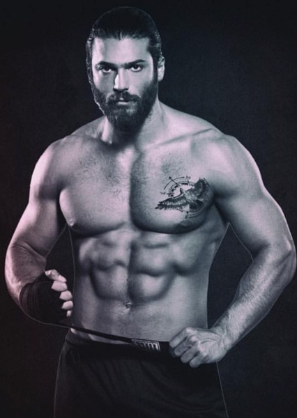 Can Yaman photo