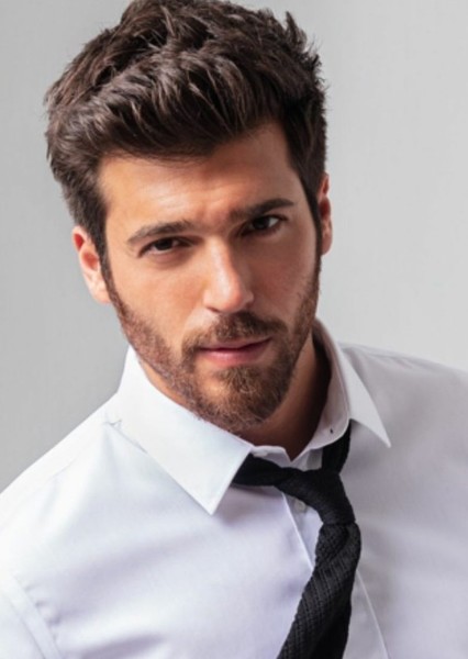 Can Yaman photo