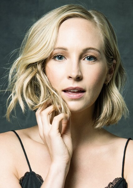 Candice King photo