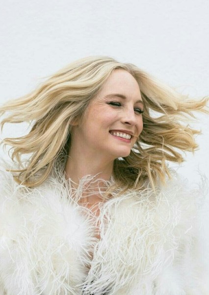 Candice King photo