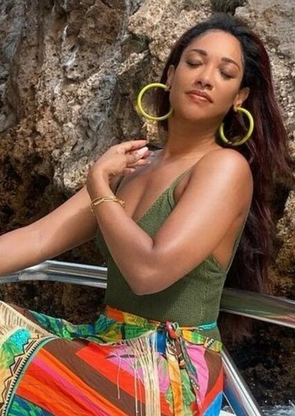 Candice Patton