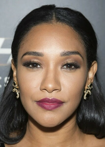 Candice Patton photo