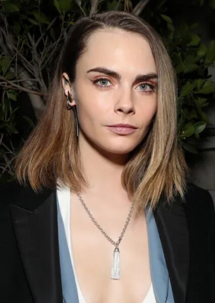 Cara Delevingne photo