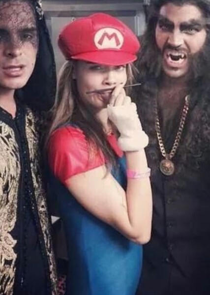 Cara Delevingne photo