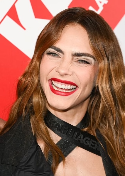 Cara Delevingne photo