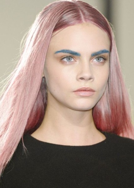 Cara Delevingne photo