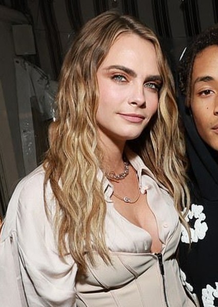Cara Delevingne photo