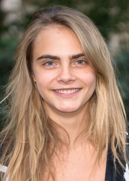 Cara Delevingne photo