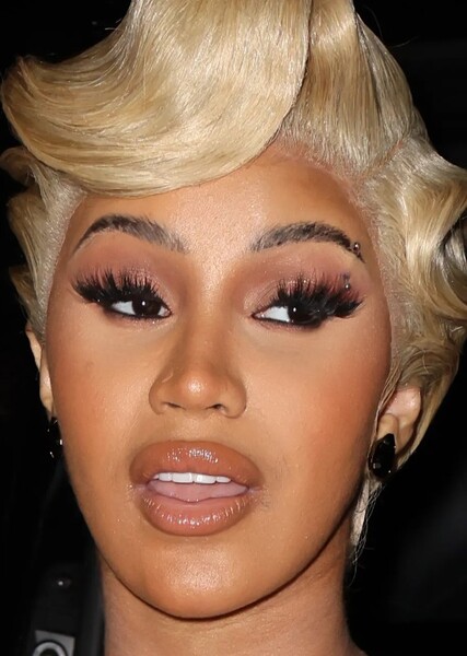 Cardi B photo