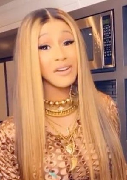 Cardi B photo