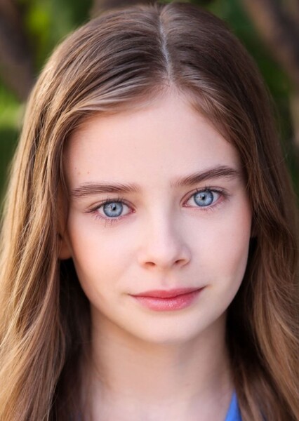 Carina Battrick photo