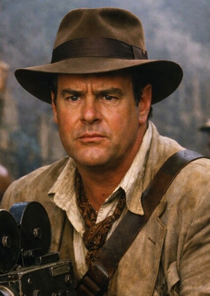 Carl Denham (Dan Aykroyd)