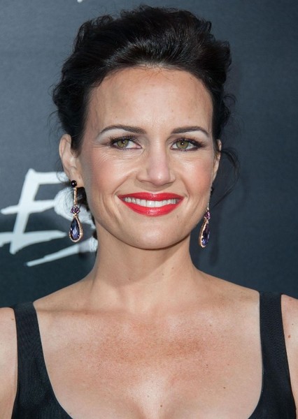 Carla Gugino photo
