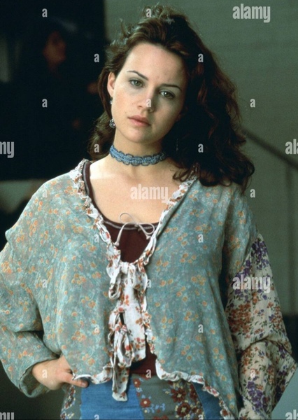 Carla Gugino photo