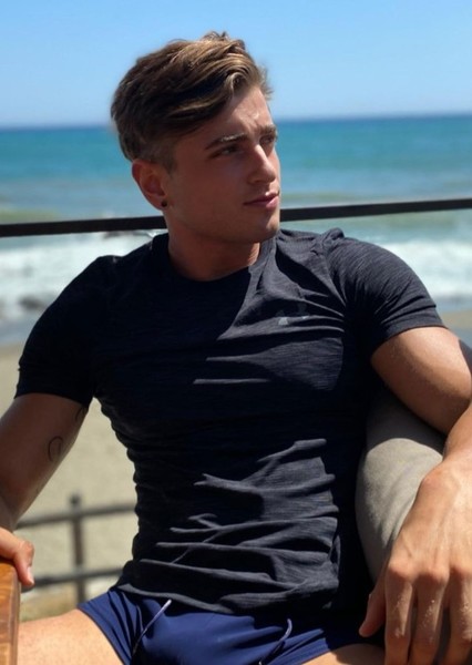 Carlos Effort Photo on myCast - Fan Casting Your Favorite Stories