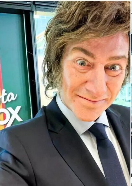 Carlos Latre photo