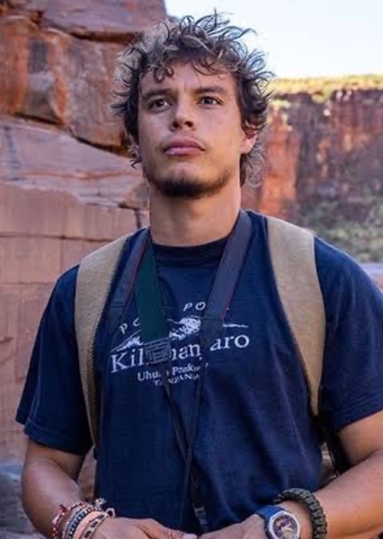 Carlos Sanson Jr. photo
