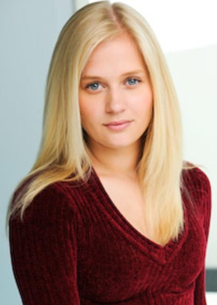 Carly Schroeder photo