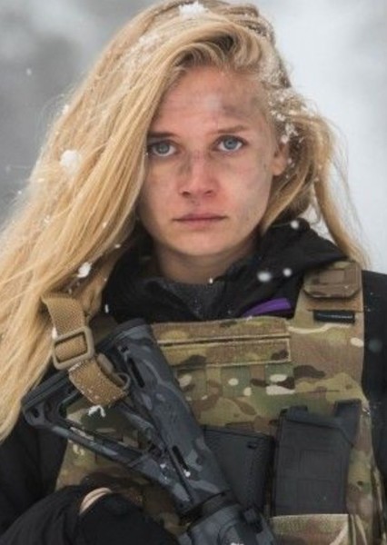 Carly Schroeder photo