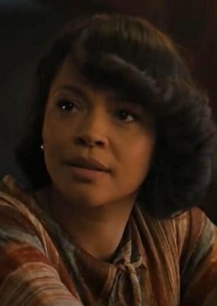 Carmen Ejogo photo