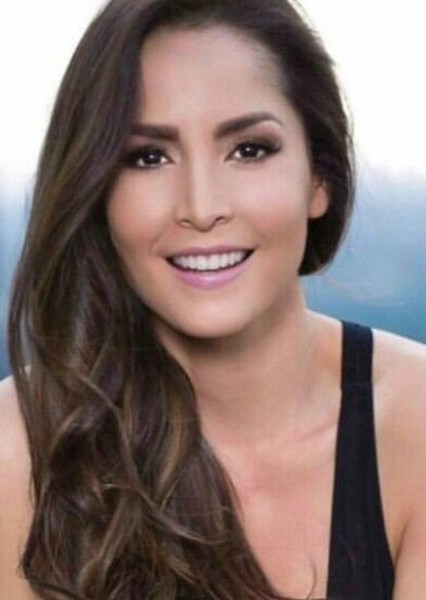 Carmen Villalobos photo