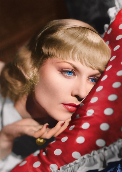 Carole Lombard photo