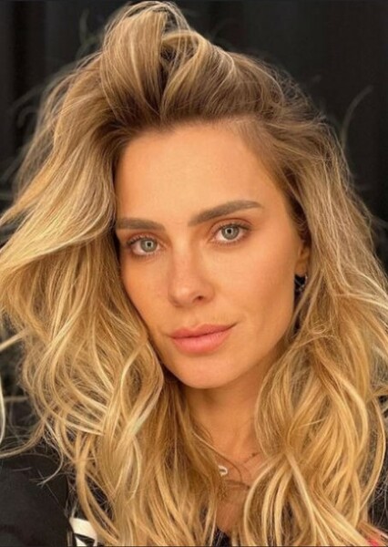 Carolina Dieckmmann photo