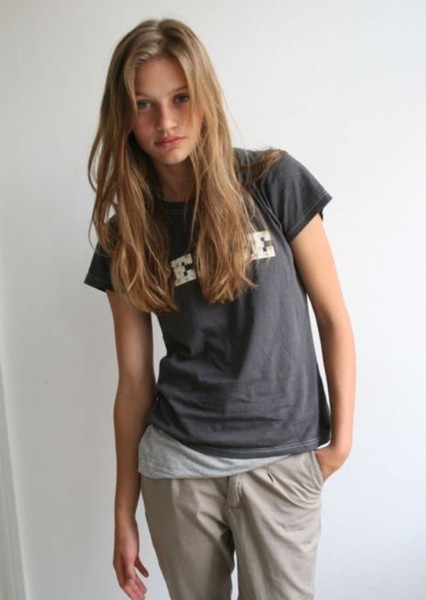 Caroline Corinth photo