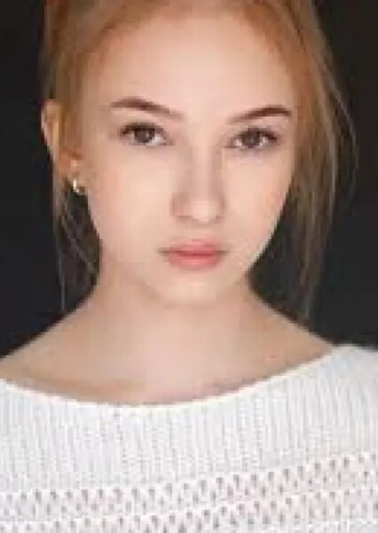 Caroline Elle Abrams photo