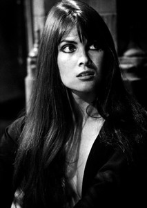 Caroline Munro Photo on myCast - Fan Casting Your Favorite Stories