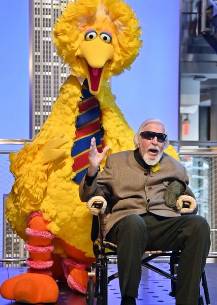 Caroll Spinney photo