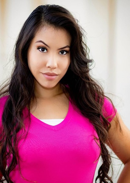 Carolyn Nguyen photo