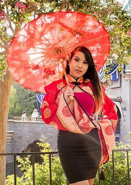 Carolyn Nguyen photo