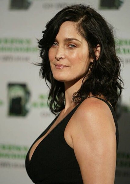 Carrie-Anne Moss