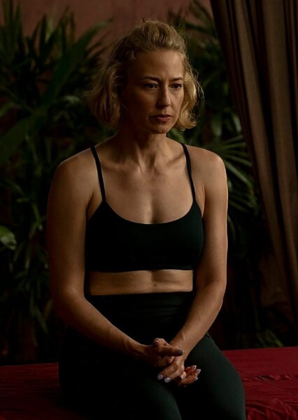 Carrie Coon photo