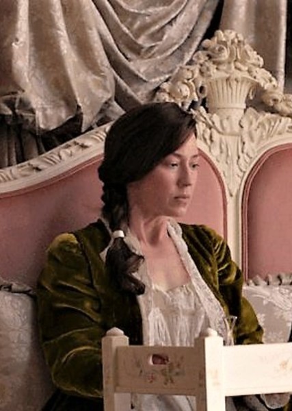 Carrie Coon photo