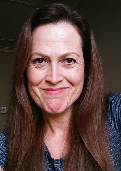 Carrie Ross (Sigourney Weaver) photo