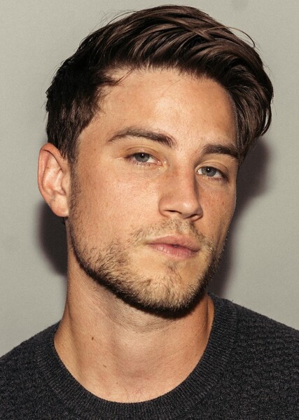 Carson Rowland photo