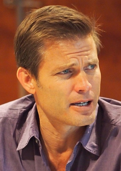 Casper Van Dien photo