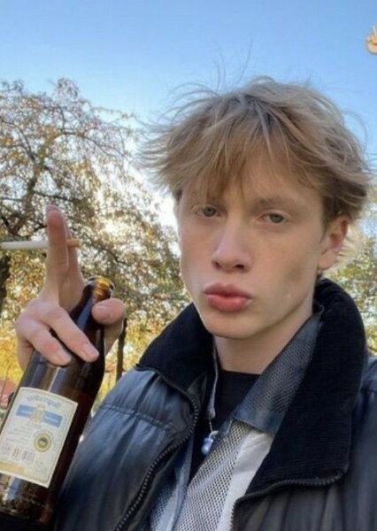 Aaron Oliver