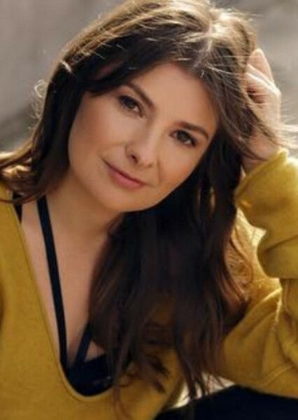 Cassandra Lee Morris