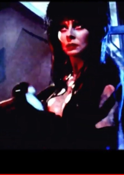 Cassandra Peterson photo