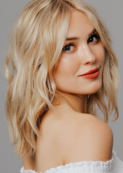 Cassie Randolph photo