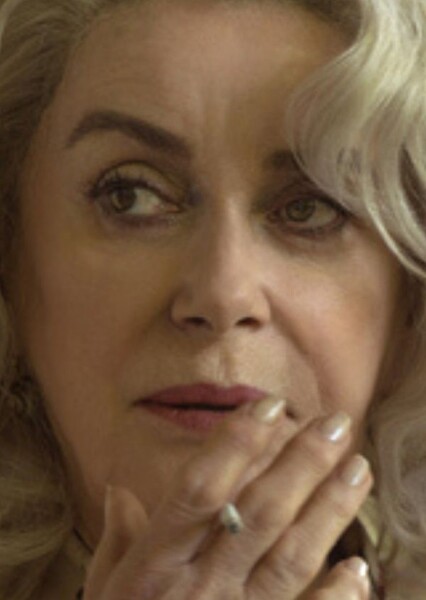Catherine Deneuve photo
