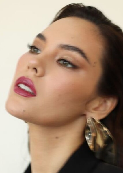 Catriona Gray photo